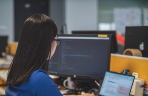 A Guide to Outsourcing Artificial Intelligence Business Services